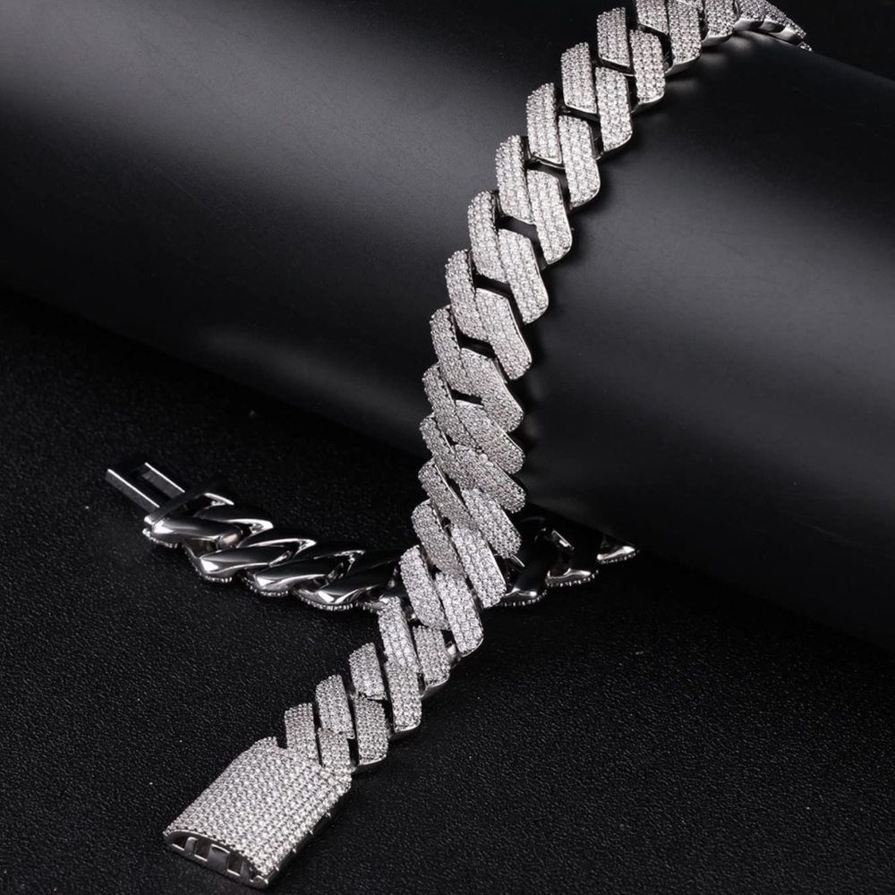 18k 30ct Link Necklace - Picture 4 of 13